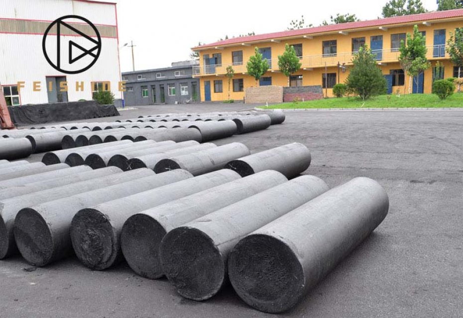 Consumption of graphite electrodes in steelmaking