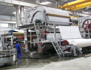 Máquina para fabricar papel tisú 
