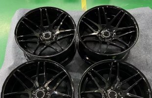 what is wheels SIZE, ET,PCD and CB?