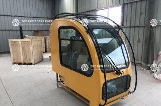 XCMG truck crane driver cabin and operator cabin to Middle East